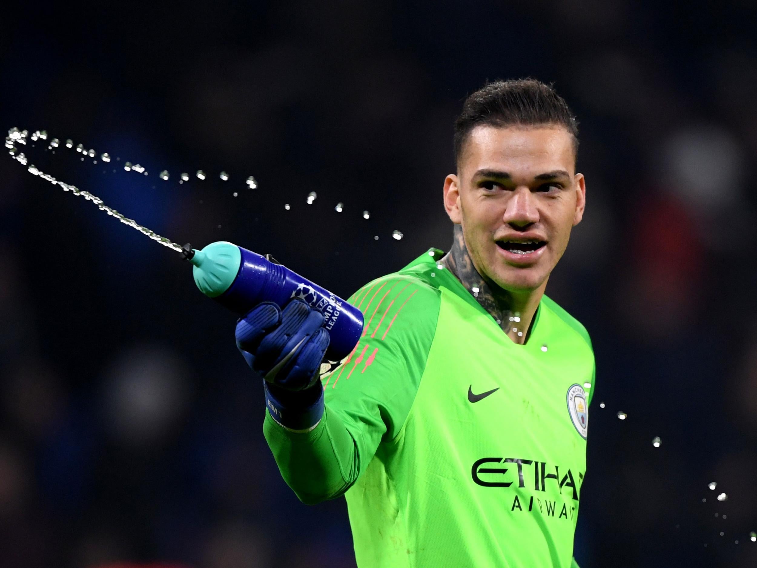 Ederson Dianggap Pengangguran